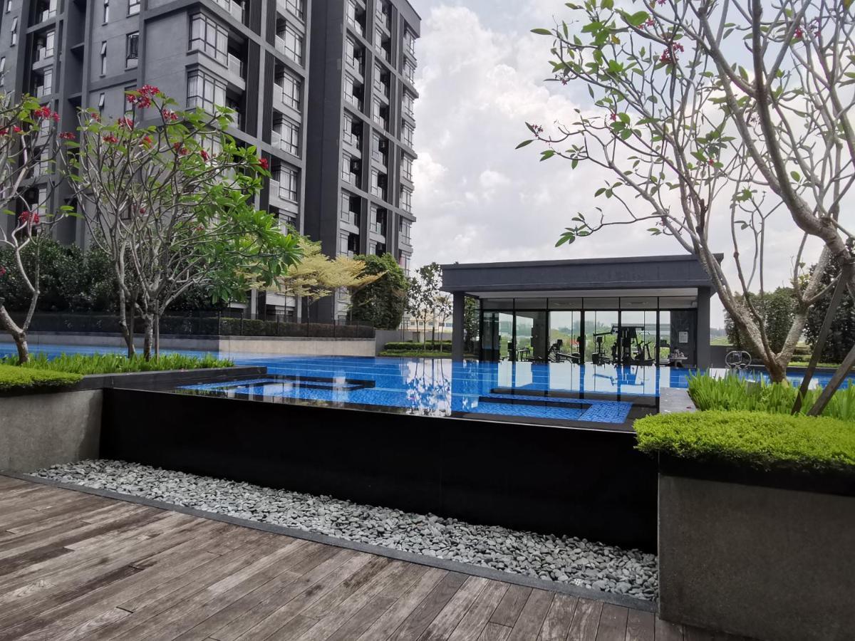 Alocasia Geniehome 3Br Free Wifi @ Utropolis Shah Alam Exterior foto